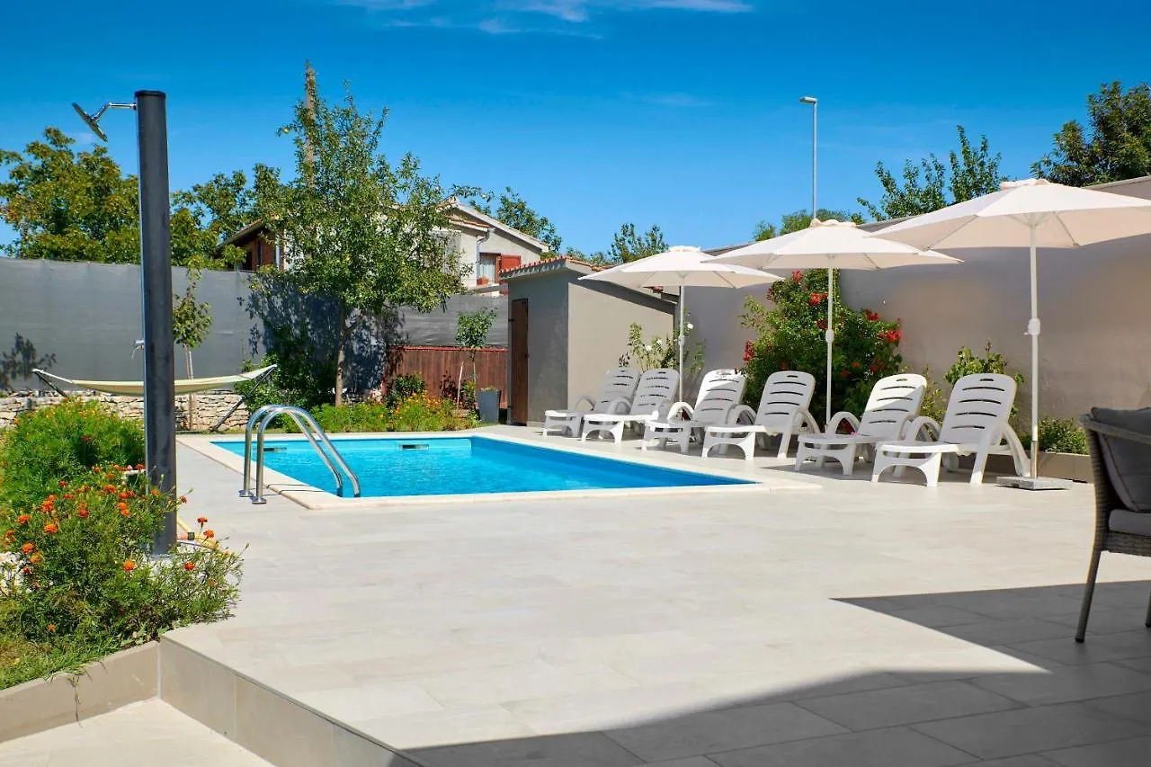 Burići Holiday House Emma וילה